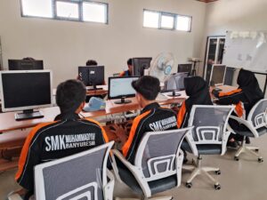 praktikum smk muhammadiyah banyuresmi
